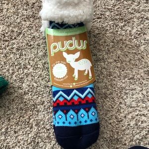 Pudus slipper socks